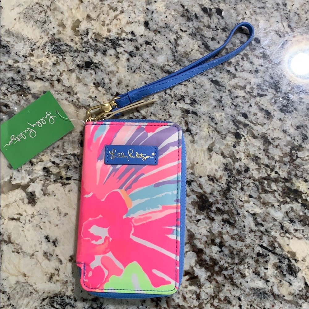 Small Lilly wristlet